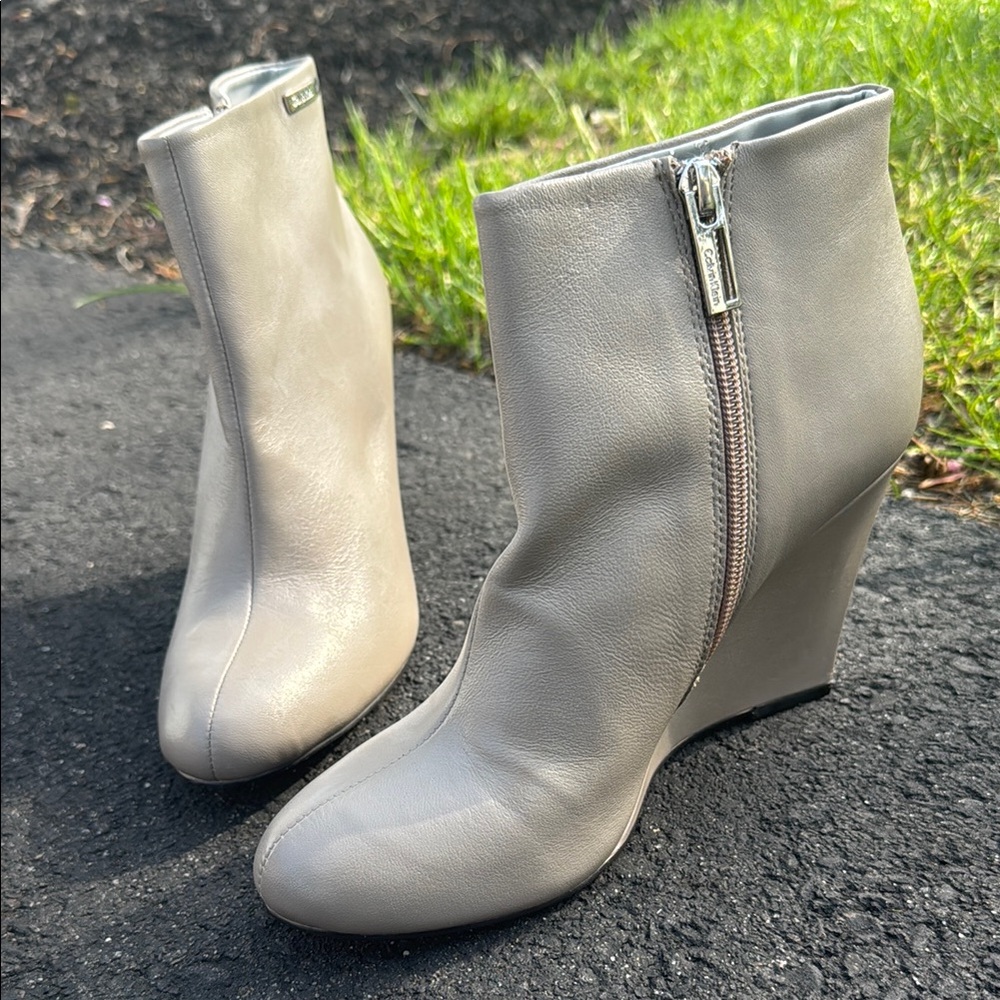 CK Elegant Gray Wedge Ankle Boots